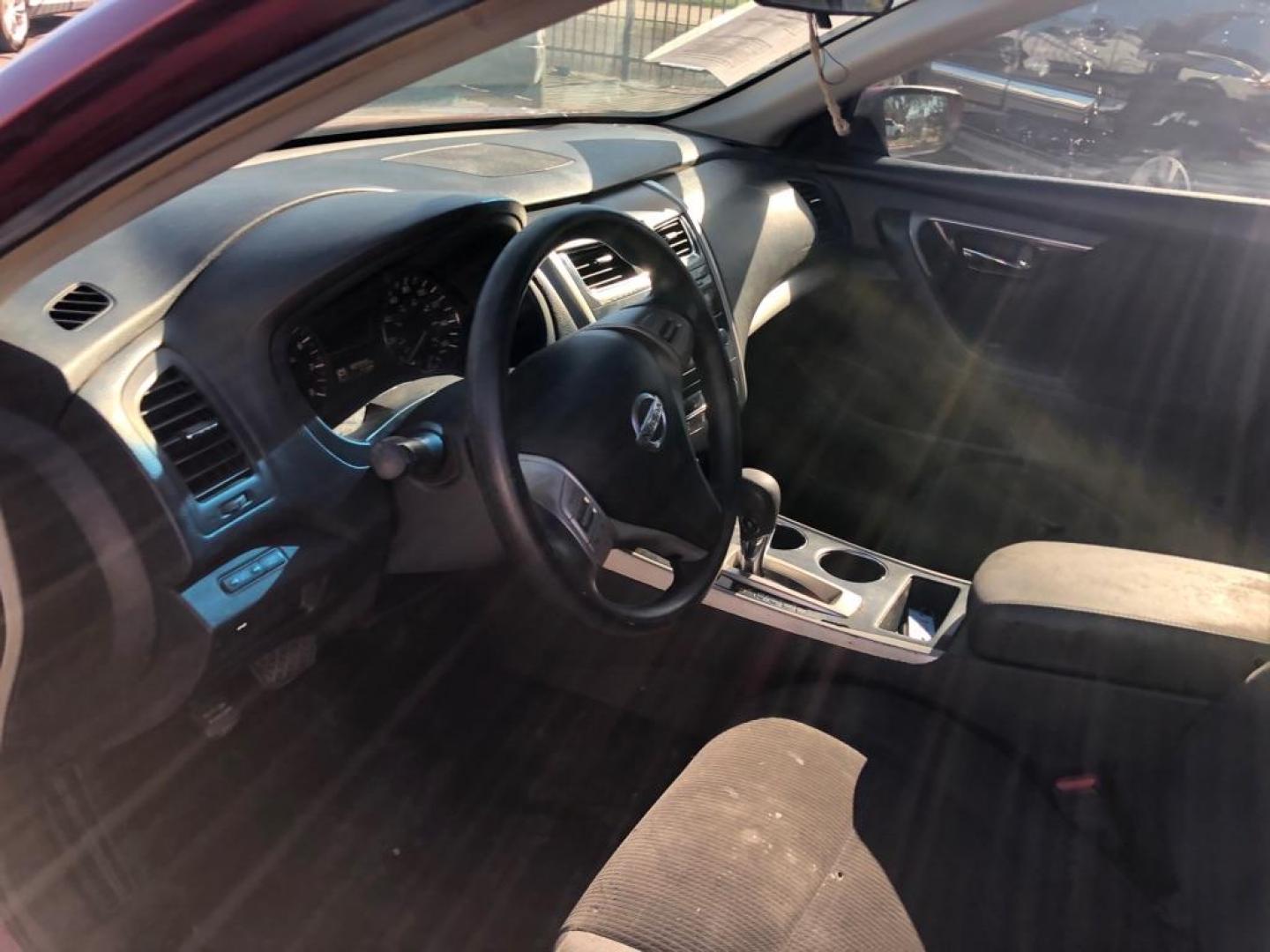 2013 MAROON NISSAN ALTIMA 2.5 (1N4AL3AP9DN) with an 2.5L engine, Continuously Variable transmission, located at 1507 S Hwy 67, Cedar Hill, TX, 75104, (972) 293-1833, 32.556370, -96.973297 - Photo#4