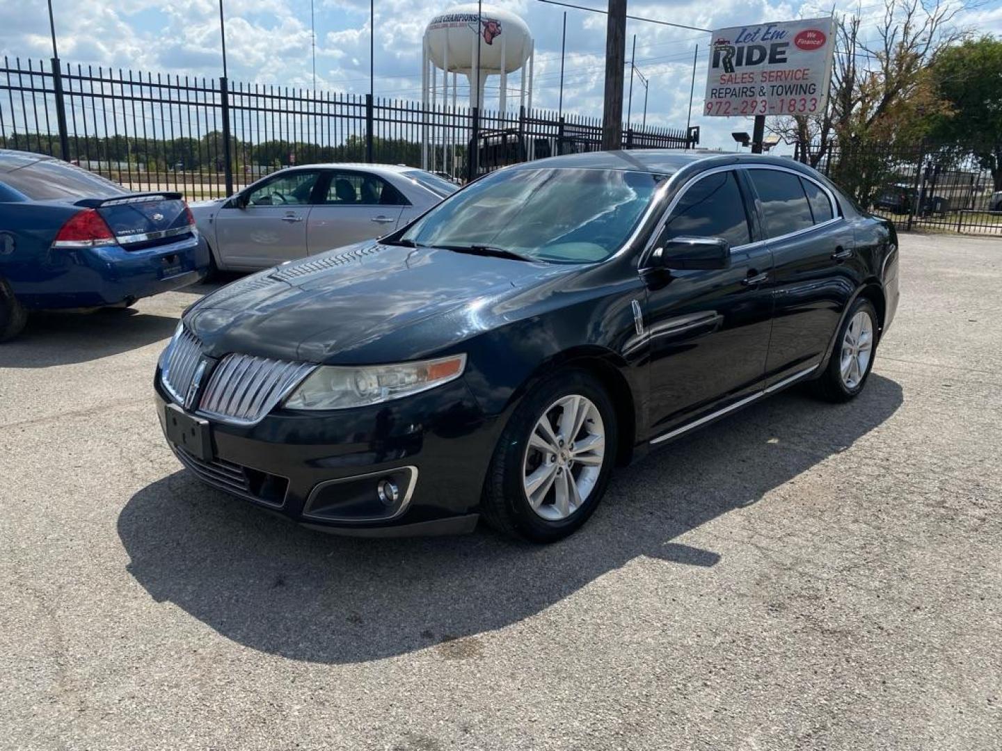 2009 BLACK LINCOLN MKS (1LNHM93R29G) with an 3.7L engine, Automatic transmission, located at 1507 S Hwy 67, Cedar Hill, TX, 75104, (972) 293-1833, 32.556370, -96.973297 - Photo#0