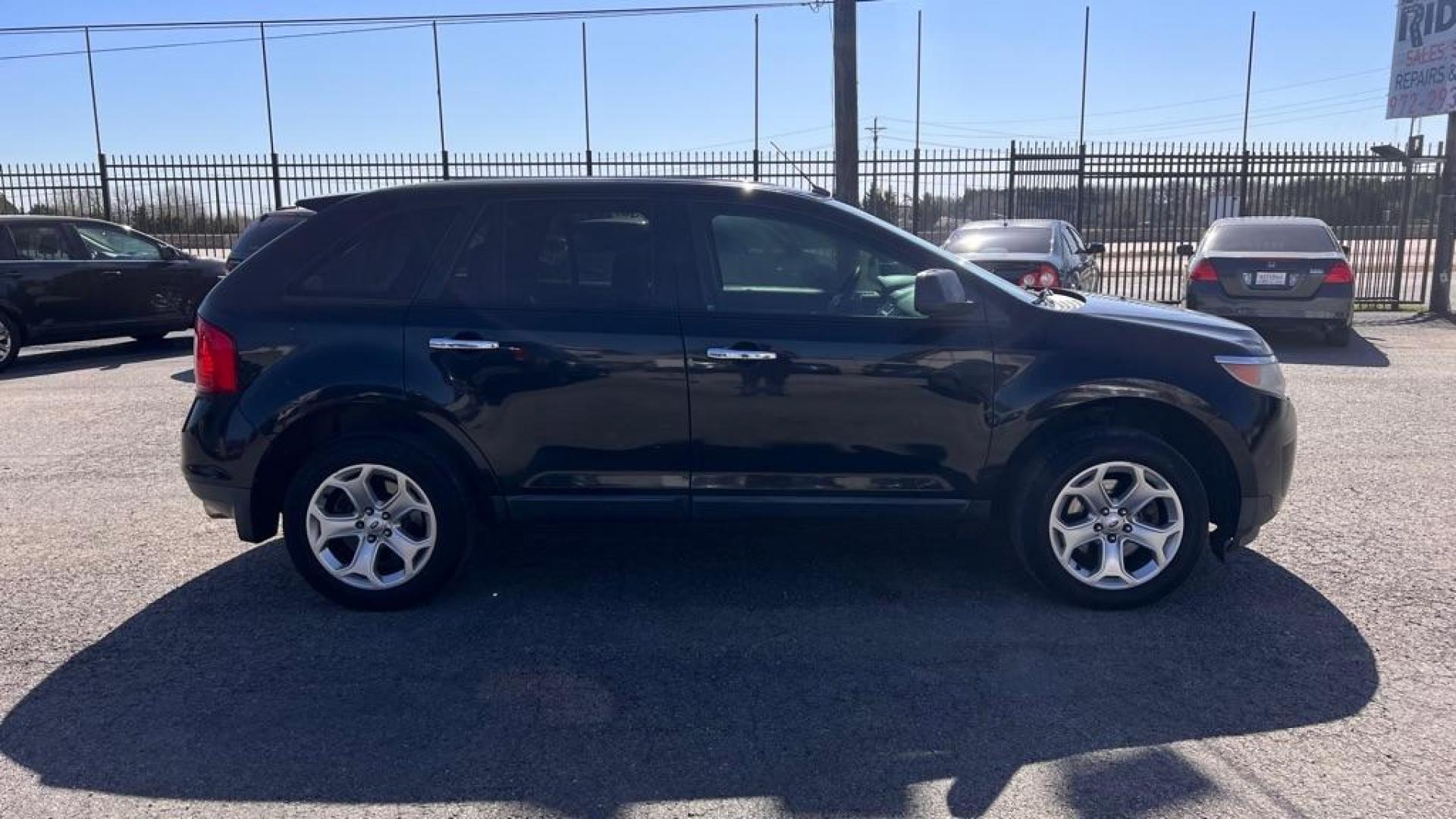 2011 BLACK FORD EDGE SEL (2FMDK3JC6BB) with an 3.5L engine, Automatic transmission, located at 1507 S Hwy 67, Cedar Hill, TX, 75104, (972) 293-1833, 32.556370, -96.973297 - Photo#1