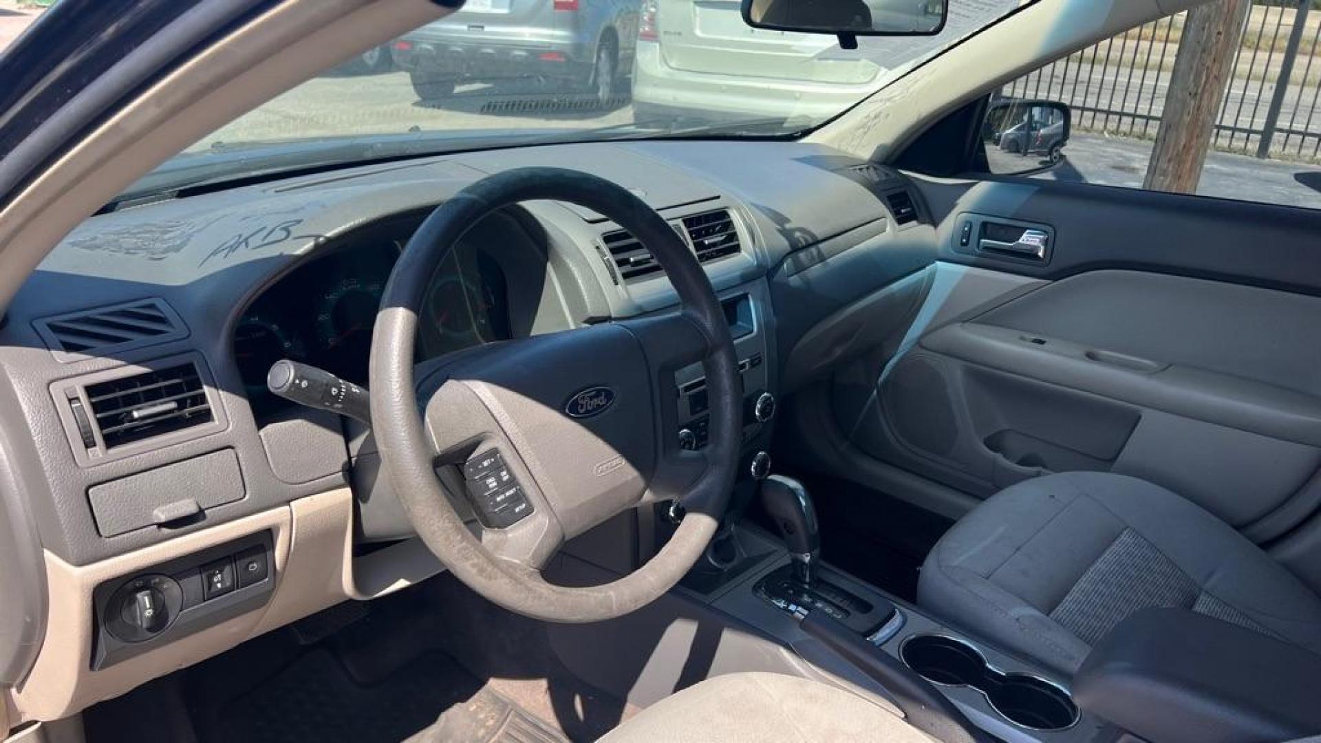 2010 BLACK FORD FUSION S (3FAHP0GAXAR) with an 2.5L engine, Automatic transmission, located at 1507 S Hwy 67, Cedar Hill, TX, 75104, (972) 293-1833, 32.556370, -96.973297 - Photo#5