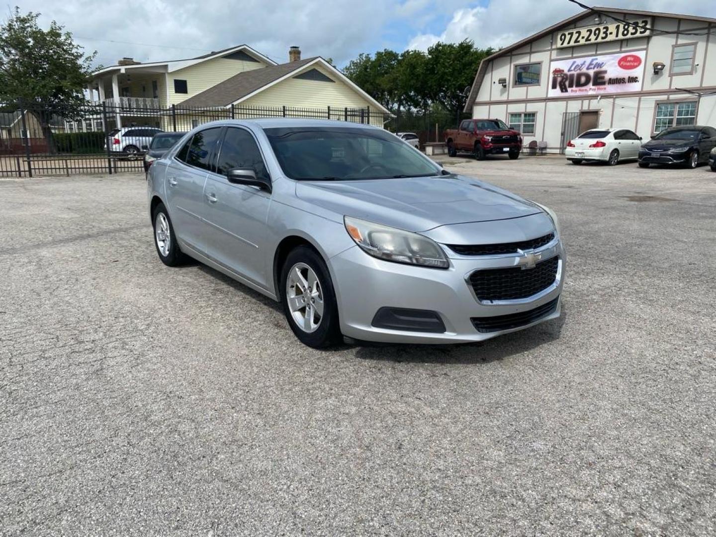 2014 SILVER CHEVROLET MALIBU LS (1G11B5SL4EF) with an 2.5L engine, Automatic transmission, located at 1507 S Hwy 67, Cedar Hill, TX, 75104, (972) 293-1833, 32.556370, -96.973297 - Photo#1