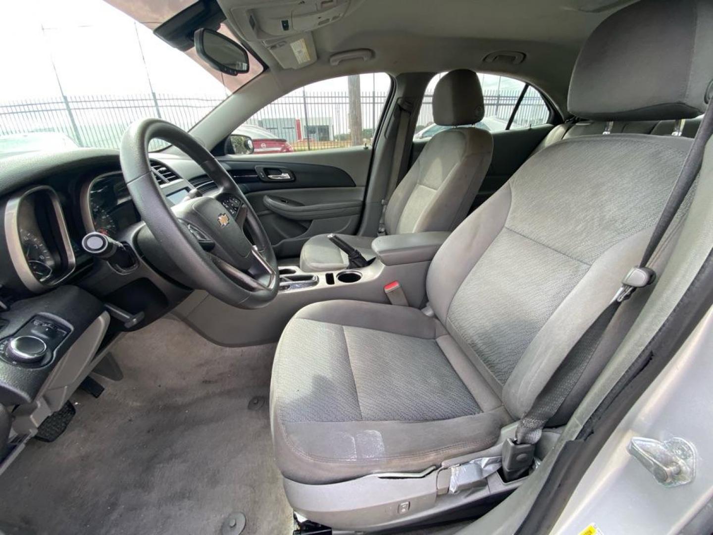 2014 SILVER CHEVROLET MALIBU LS (1G11B5SL4EF) with an 2.5L engine, Automatic transmission, located at 1507 S Hwy 67, Cedar Hill, TX, 75104, (972) 293-1833, 32.556370, -96.973297 - Photo#5