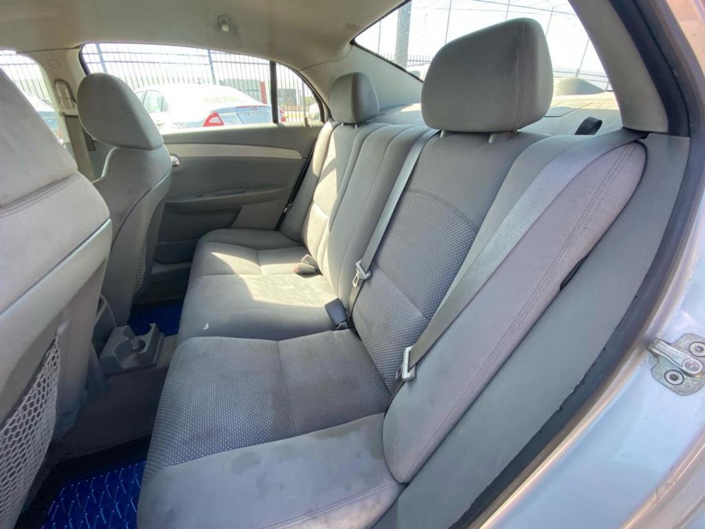 2010 SILVER CHEVROLET MALIBU LS (1G1ZA5E05A4) with an 2.4L engine, Automatic transmission, located at 1507 S Hwy 67, Cedar Hill, TX, 75104, (972) 293-1833, 32.556370, -96.973297 - Photo#5