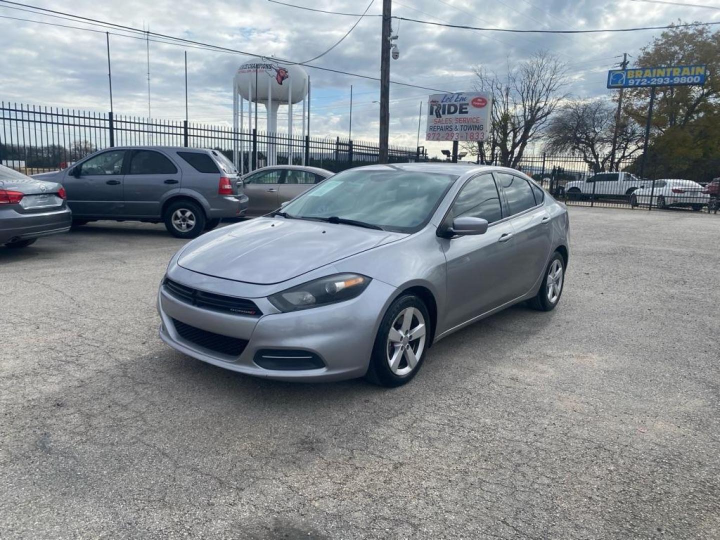 2015 SILVER DODGE DART SXT (1C3CDFBB4FD) with an 2.4L engine, Automatic transmission, located at 1507 S Hwy 67, Cedar Hill, TX, 75104, (972) 293-1833, 32.556370, -96.973297 - Photo#0