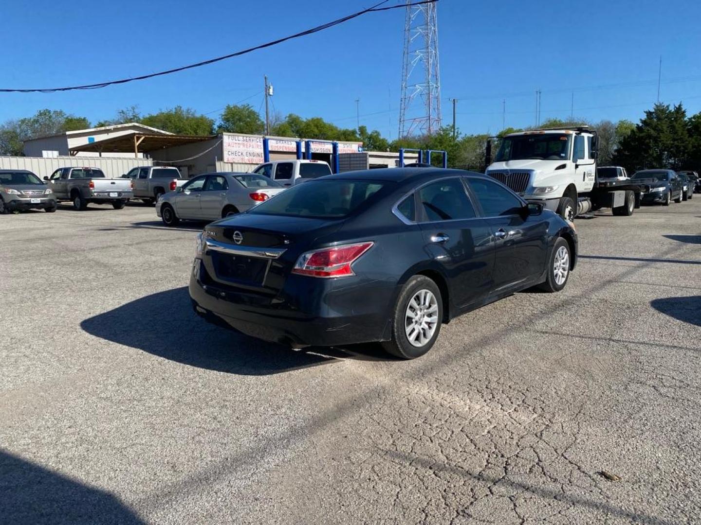 2015 BLUE NISSAN ALTIMA 2.5 (1N4AL3AP2FC) with an 2.5L engine, Continuously Variable transmission, located at 1507 S Hwy 67, Cedar Hill, TX, 75104, (972) 293-1833, 32.556370, -96.973297 - Photo#1