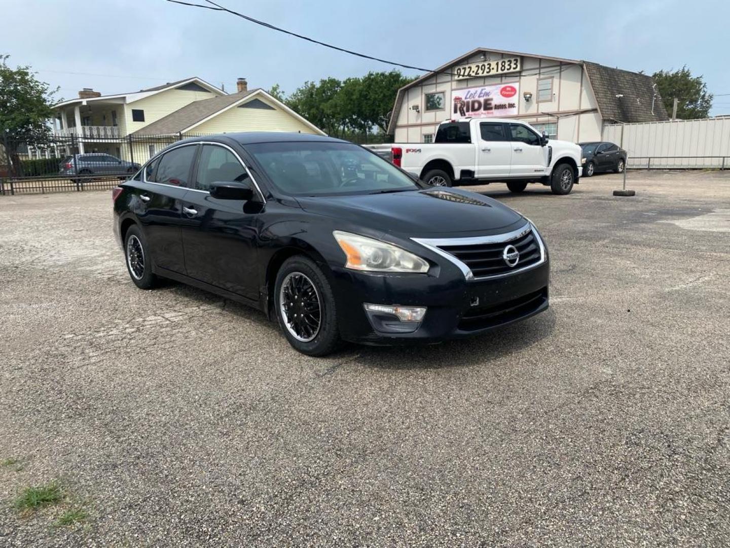 2013 BLACK NISSAN ALTIMA 2.5 (1N4AL3AP4DN) with an 2.5L engine, Continuously Variable transmission, located at 1507 S Hwy 67, Cedar Hill, TX, 75104, (972) 293-1833, 32.556370, -96.973297 - Photo#1