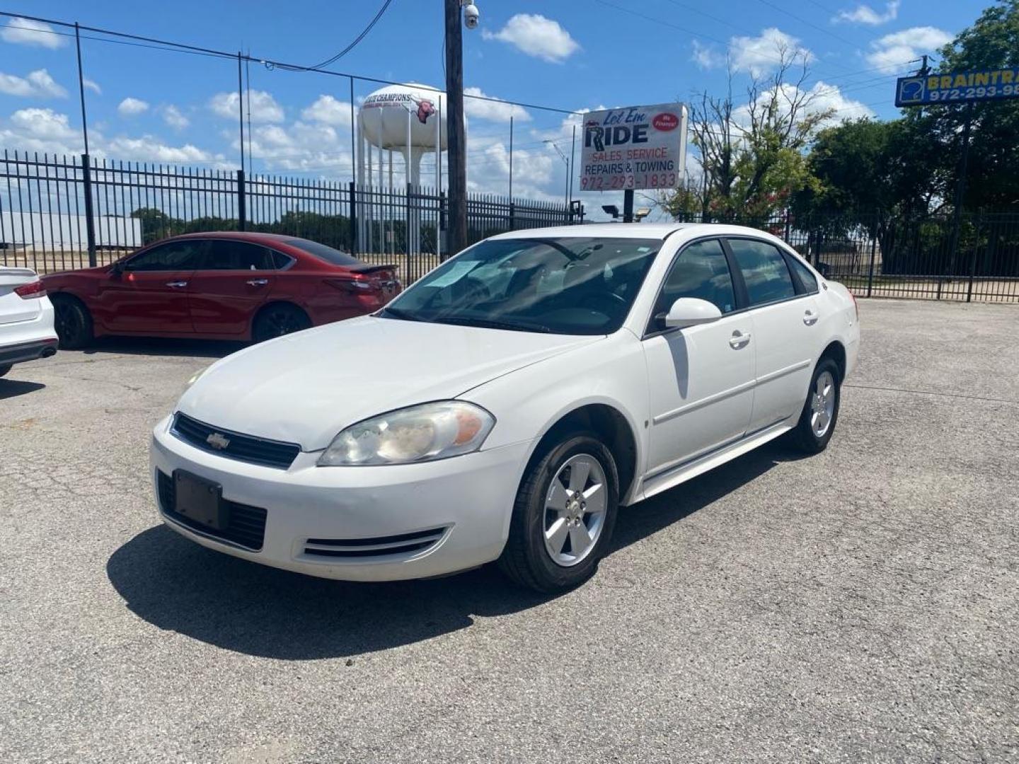 2009 WHITE CHEVROLET IMPALA 1LT (2G1WT57K291) with an 3.5L engine, Automatic transmission, located at 1507 S Hwy 67, Cedar Hill, TX, 75104, (972) 293-1833, 32.556370, -96.973297 - Photo#0