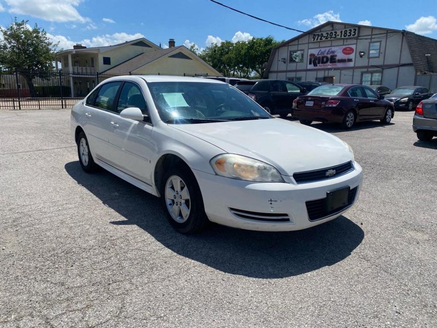 2009 WHITE CHEVROLET IMPALA 1LT (2G1WT57K291) with an 3.5L engine, Automatic transmission, located at 1507 S Hwy 67, Cedar Hill, TX, 75104, (972) 293-1833, 32.556370, -96.973297 - Photo#1