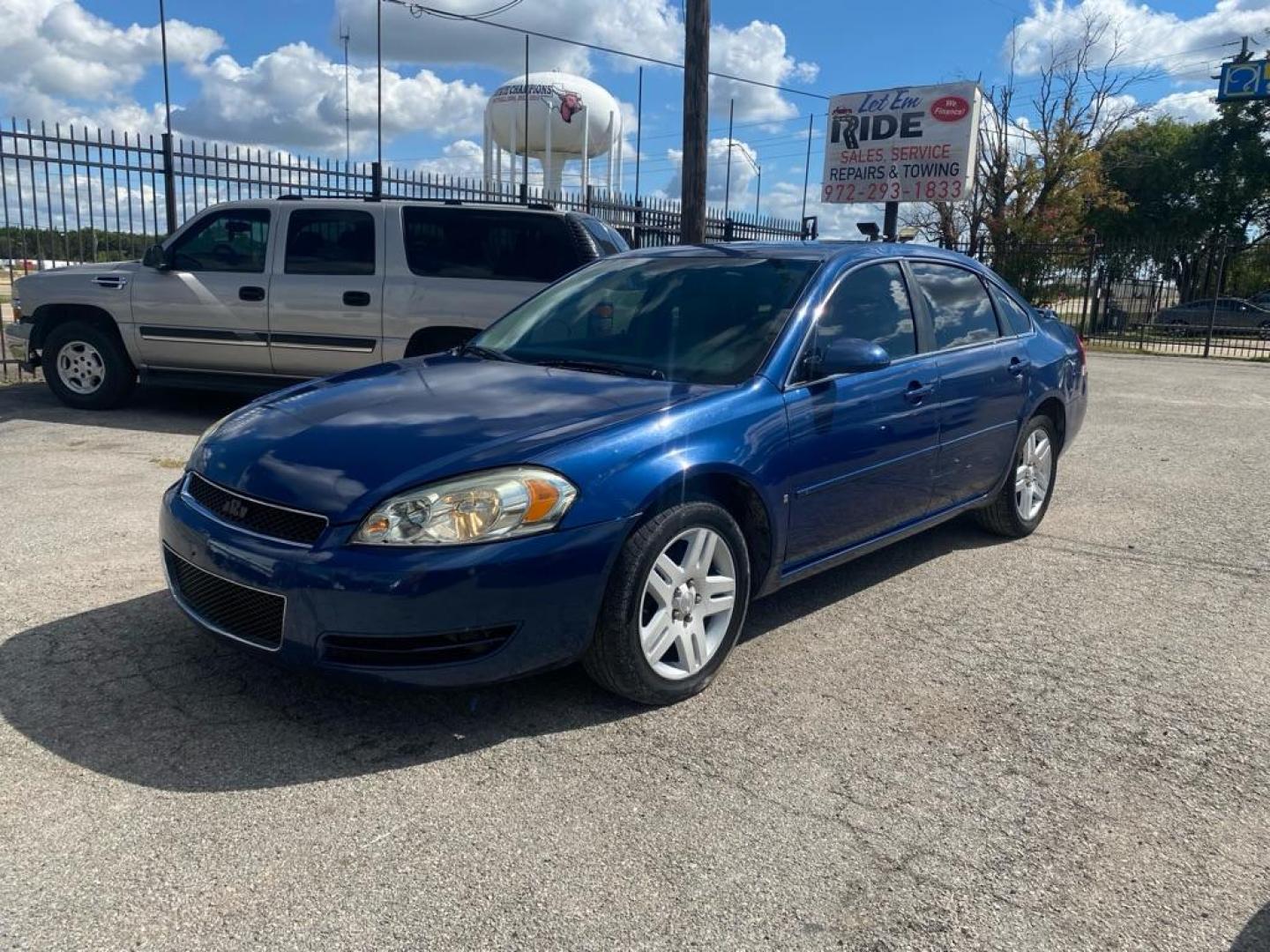 2006 BLUE CHEVROLET IMPALA LTZ (2G1WU581069) with an 3.9L engine, Automatic transmission, located at 1507 S Hwy 67, Cedar Hill, TX, 75104, (972) 293-1833, 32.556370, -96.973297 - Photo#0