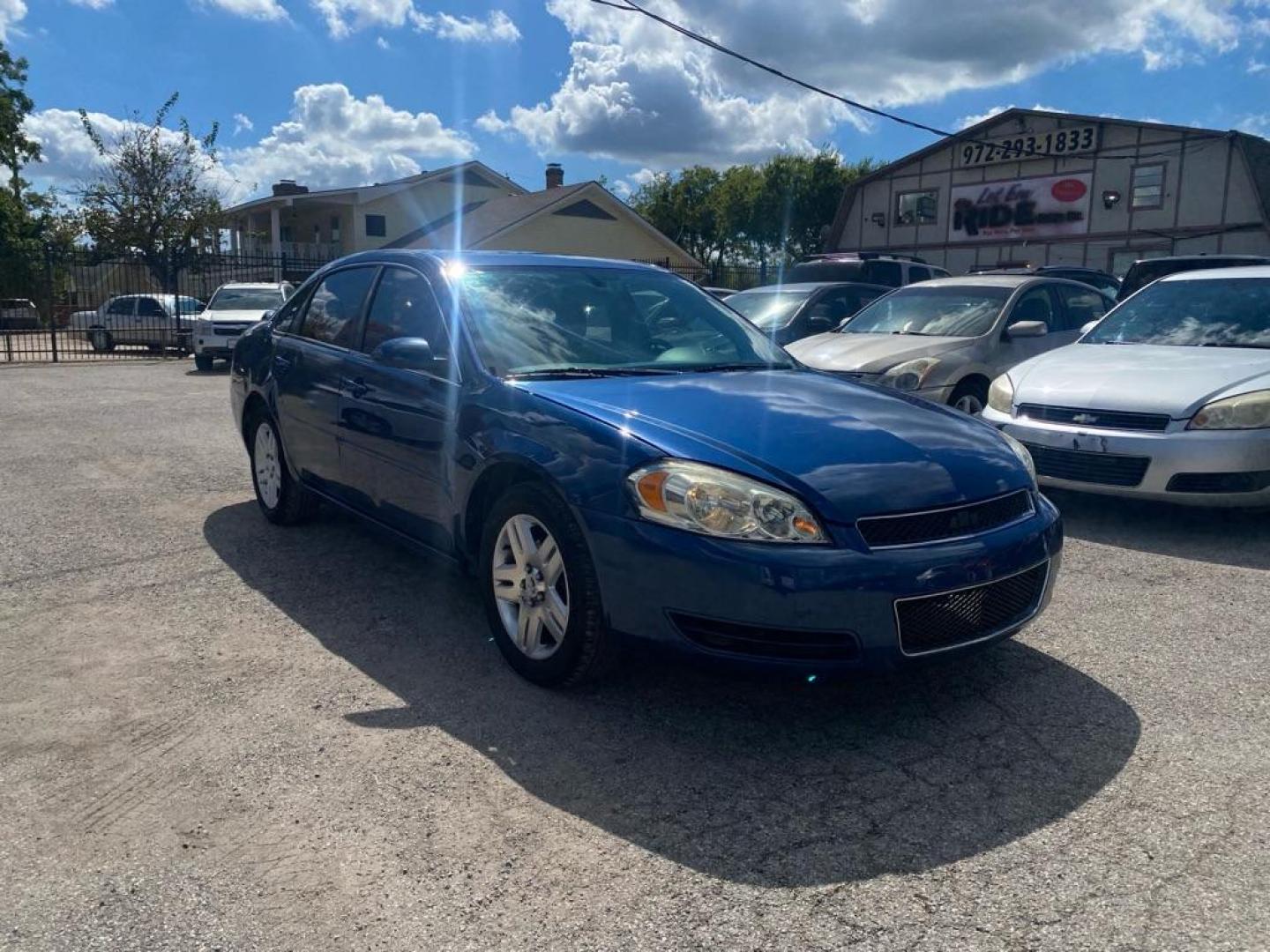 2006 BLUE CHEVROLET IMPALA LTZ (2G1WU581069) with an 3.9L engine, Automatic transmission, located at 1507 S Hwy 67, Cedar Hill, TX, 75104, (972) 293-1833, 32.556370, -96.973297 - Photo#1