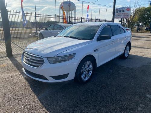 2015 FORD TAURUS SE