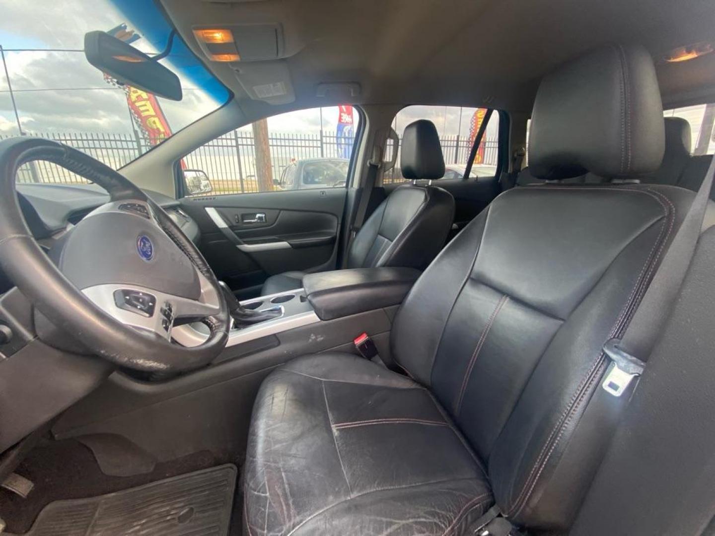 2012 SILVER FORD EDGE SEL (2FMDK4JC9CB) with an 3.5L engine, Automatic transmission, located at 1507 S Hwy 67, Cedar Hill, TX, 75104, (972) 293-1833, 32.556370, -96.973297 - Photo#5