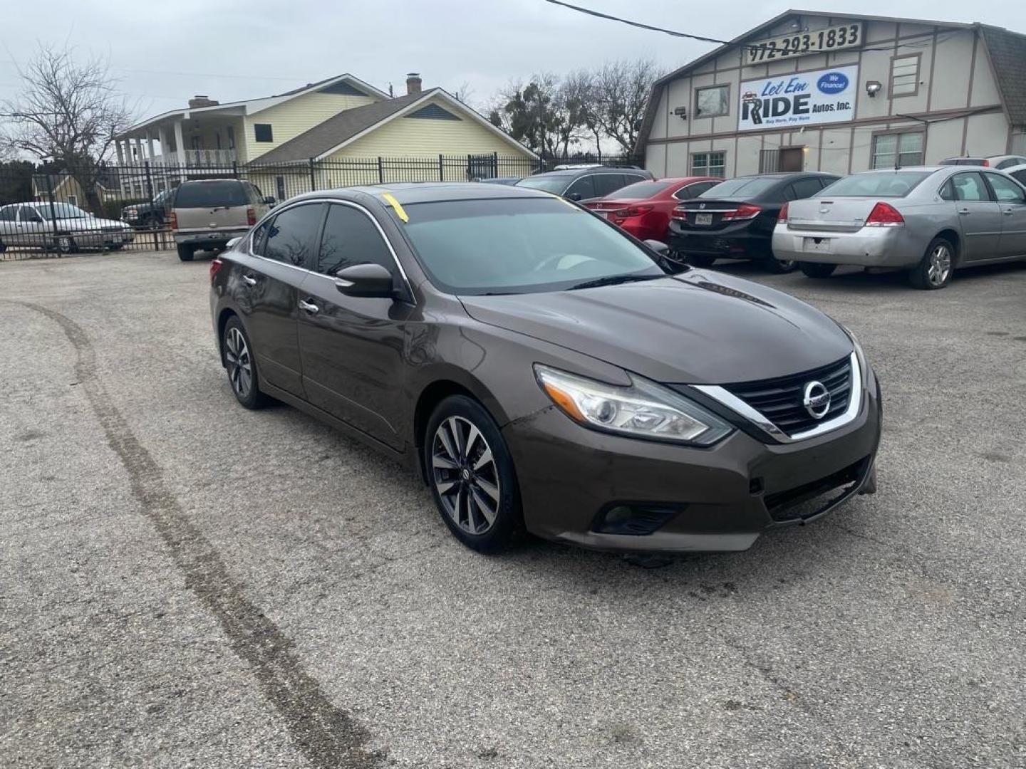 2016 BROWN NISSAN ALTIMA 2.5 (1N4AL3AP6GC) with an 2.5L engine, Continuously Variable transmission, located at 1507 S Hwy 67, Cedar Hill, TX, 75104, (972) 293-1833, 32.556370, -96.973297 - Photo#1