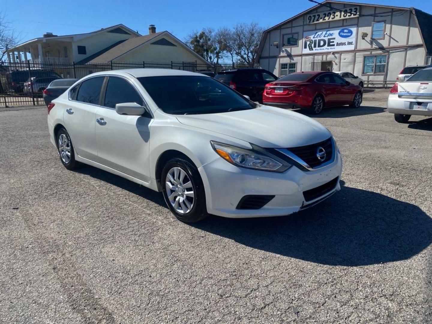 2016 WHITE NISSAN ALTIMA 2.5 (1N4AL3AP6GC) with an 2.5L engine, Continuously Variable transmission, located at 1507 S Hwy 67, Cedar Hill, TX, 75104, (972) 293-1833, 32.556370, -96.973297 - Photo#1